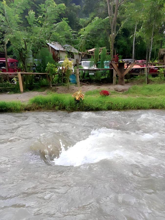 Tapian Asri Camp Hotel บูกิตติงกี ภายนอก รูปภาพ