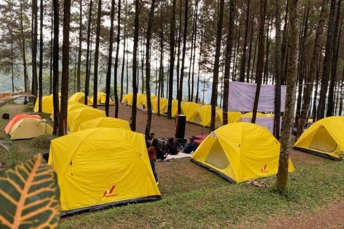 Tapian Asri Camp Hotel บูกิตติงกี ภายนอก รูปภาพ