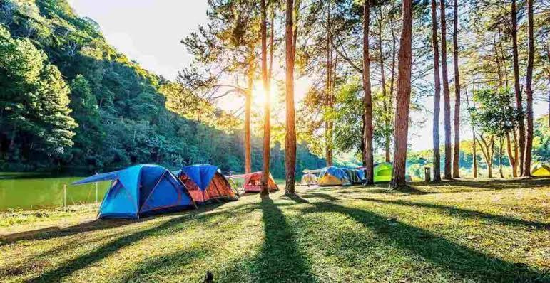 Tapian Asri Camp Hotel บูกิตติงกี ภายนอก รูปภาพ