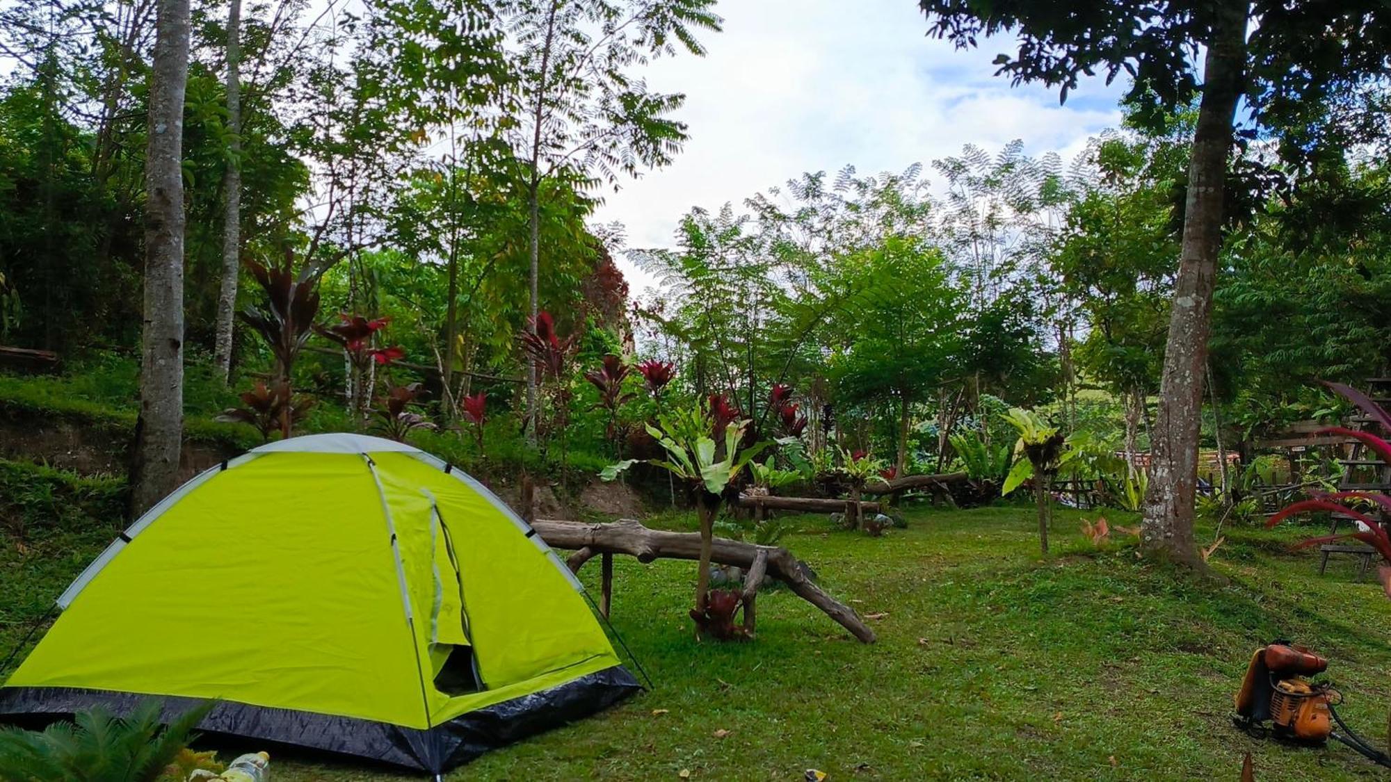 Tapian Asri Camp Hotel บูกิตติงกี ภายนอก รูปภาพ