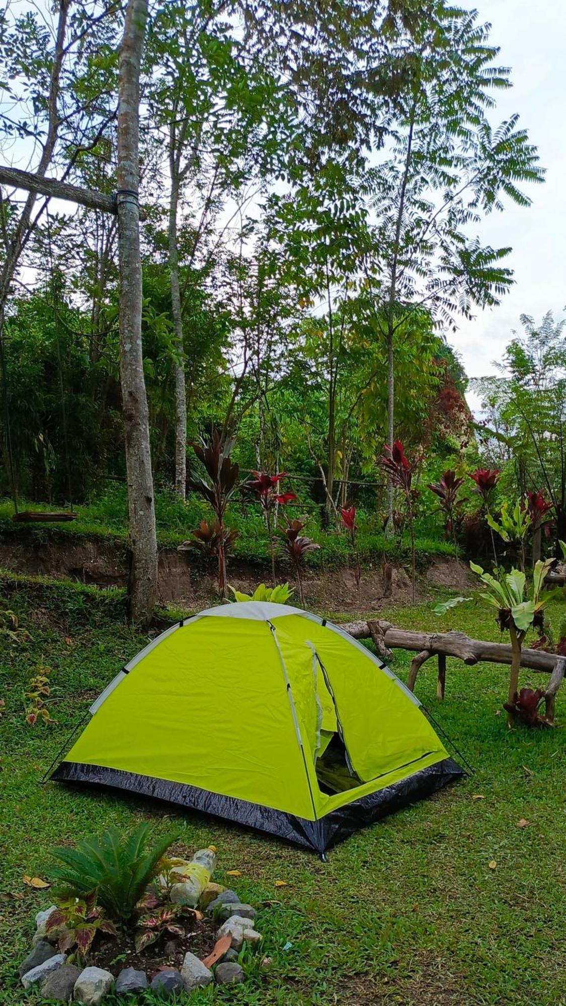 Tapian Asri Camp Hotel บูกิตติงกี ภายนอก รูปภาพ