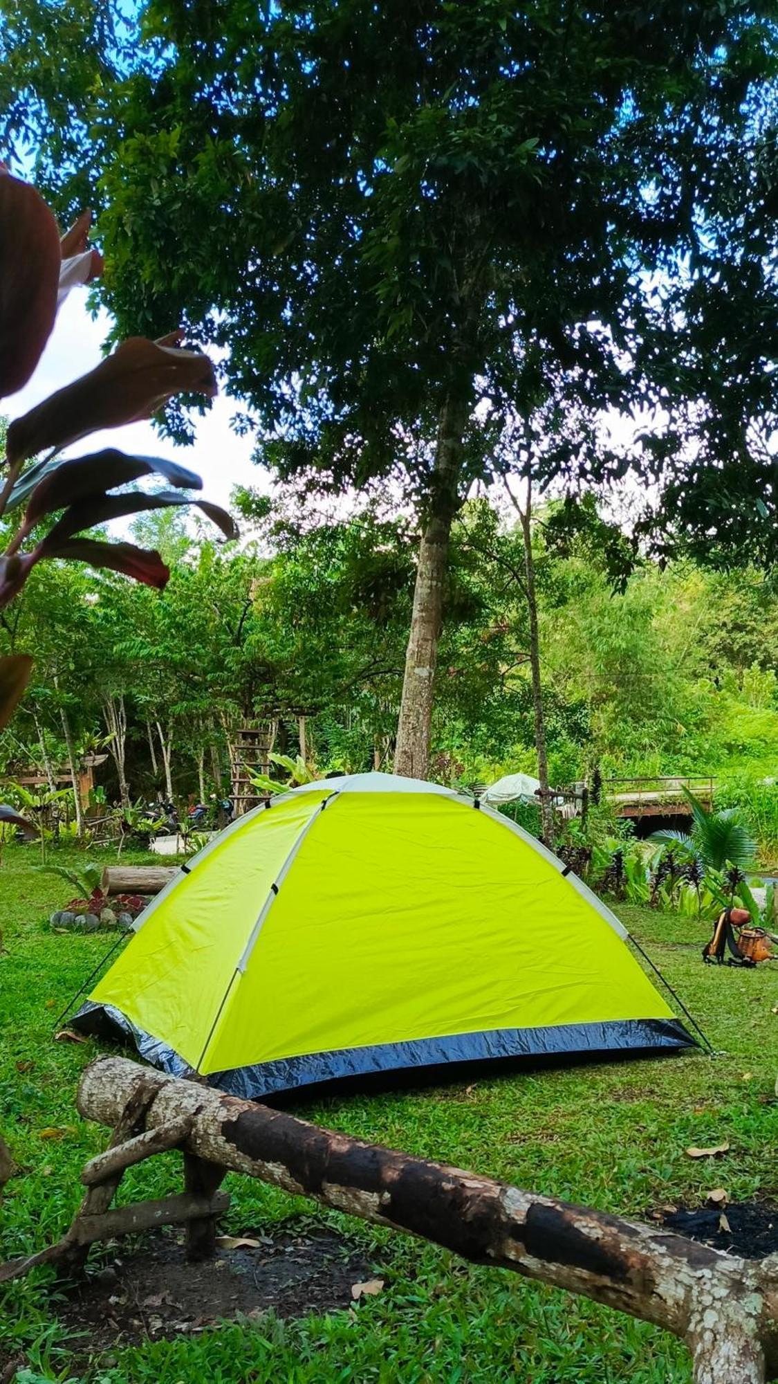 Tapian Asri Camp Hotel บูกิตติงกี ภายนอก รูปภาพ